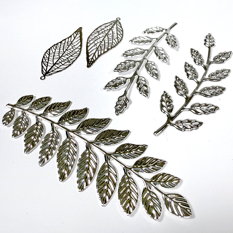 Blue Botanicals Leaf Charm Pack